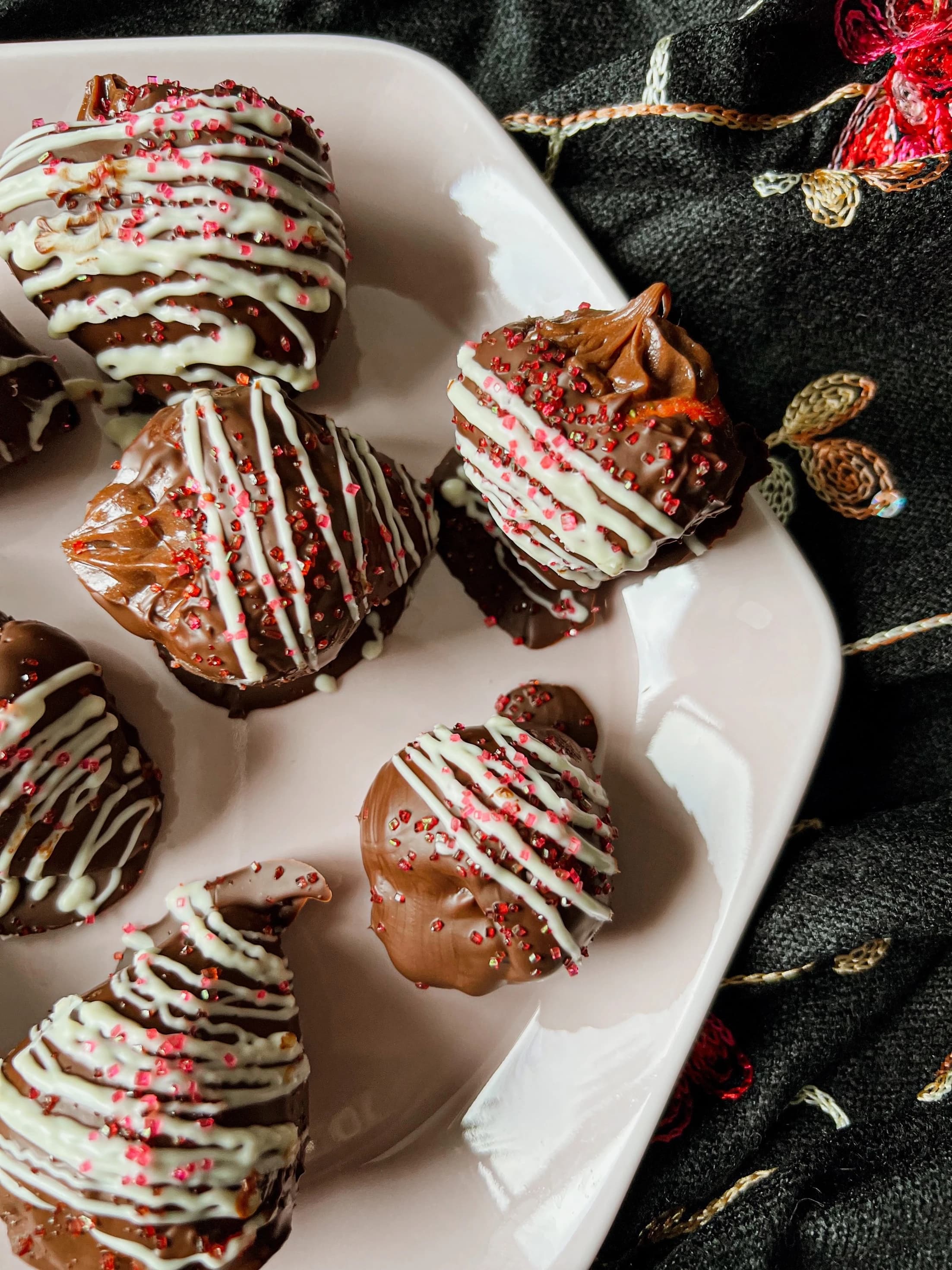 Nutella Stuffed Chocolate Covered Strawberries
