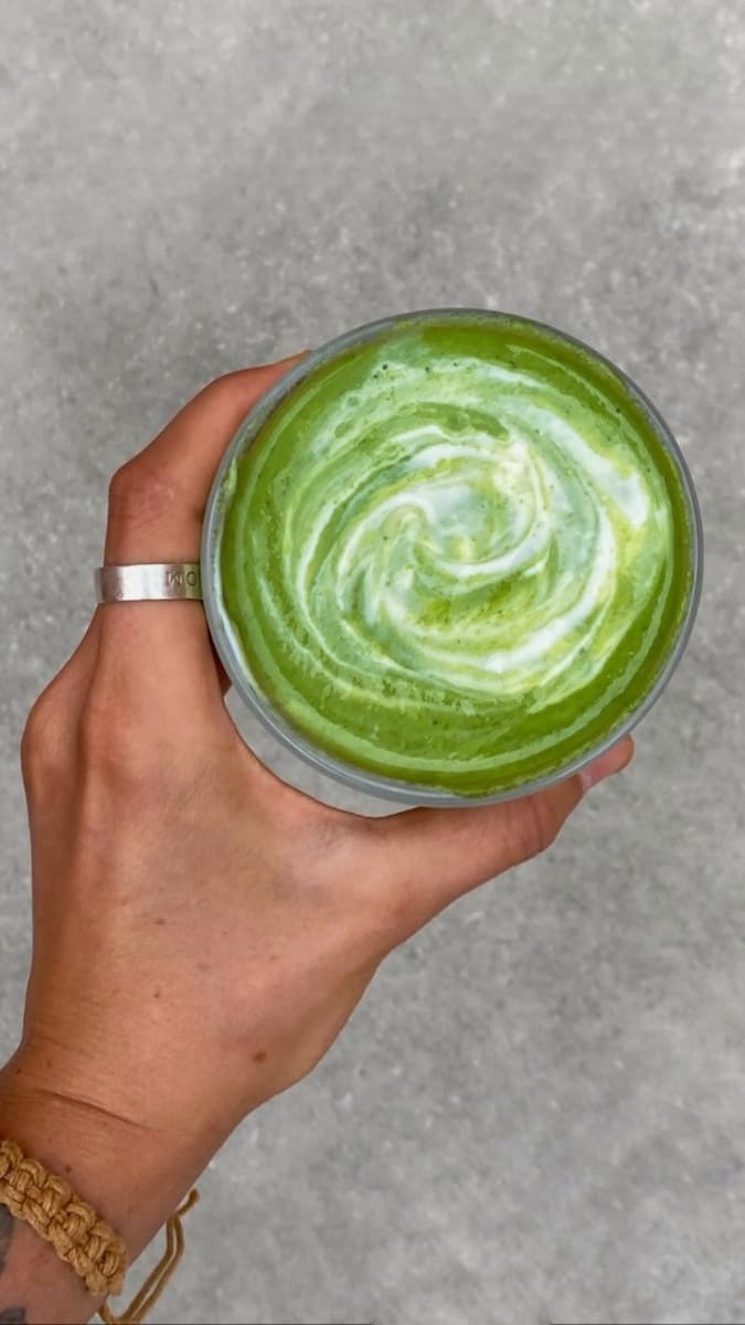 AVOCADO SMOOTHIE