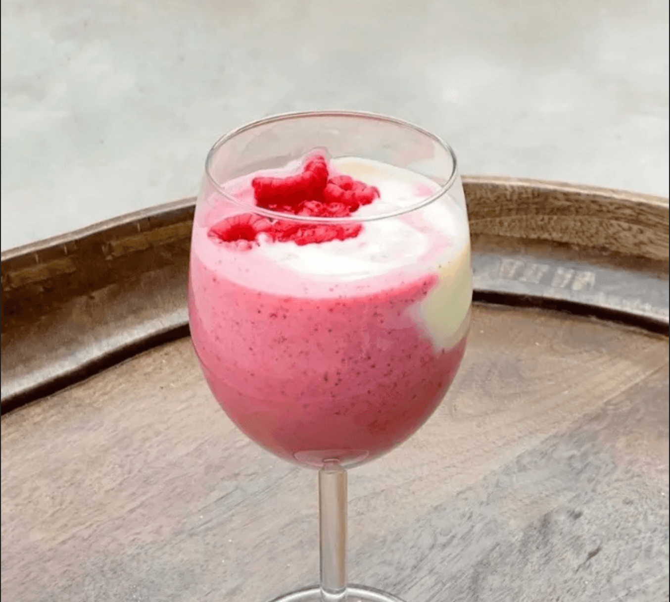 RASPBERRY-COCONUT SMOOTHIE