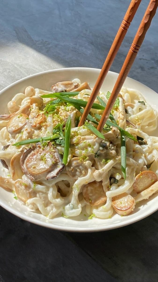MUSHROOM UDON NOODLES