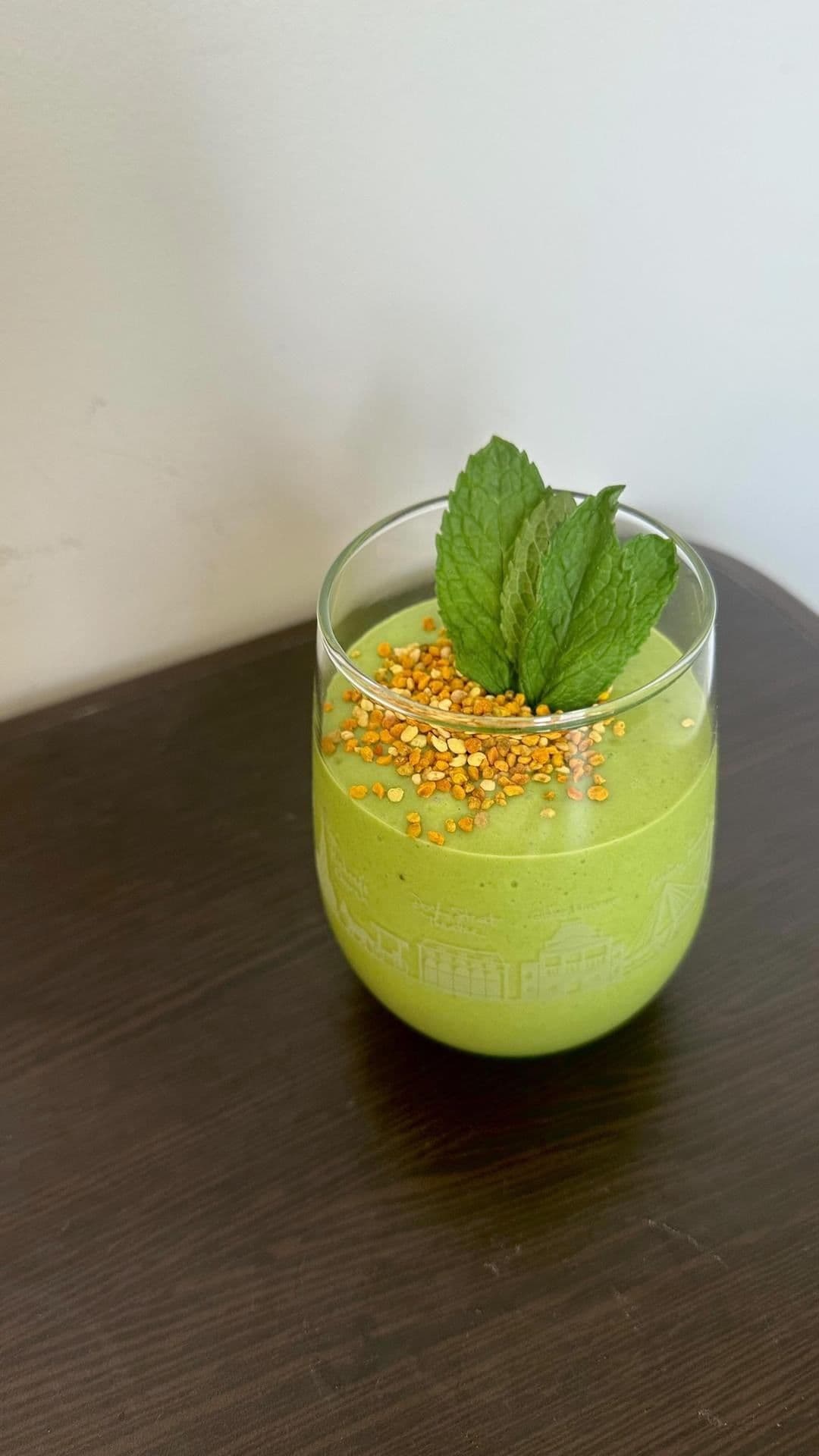 Coconut mint smoothie