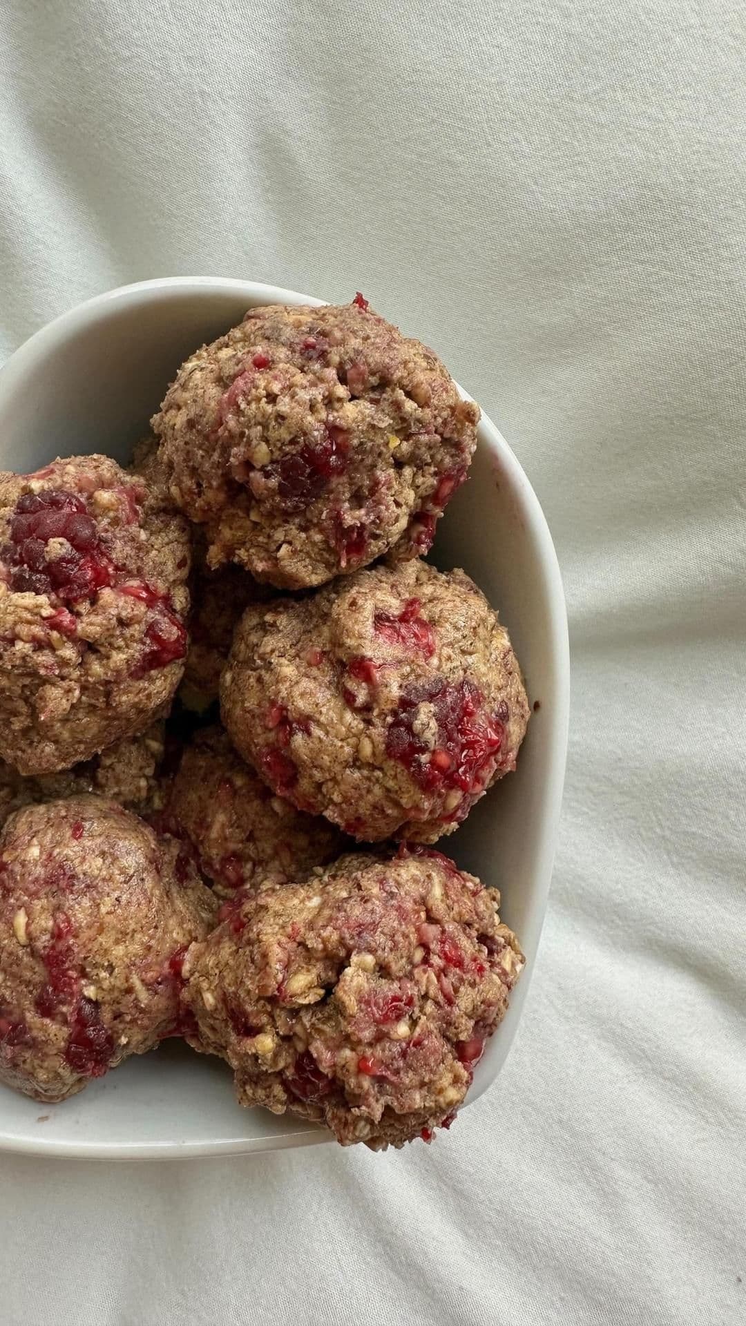 Peanut butter & jelly protein balls