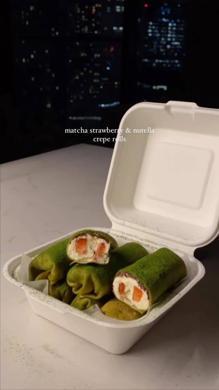 Matcha strawberry & nutella crepe rolls  