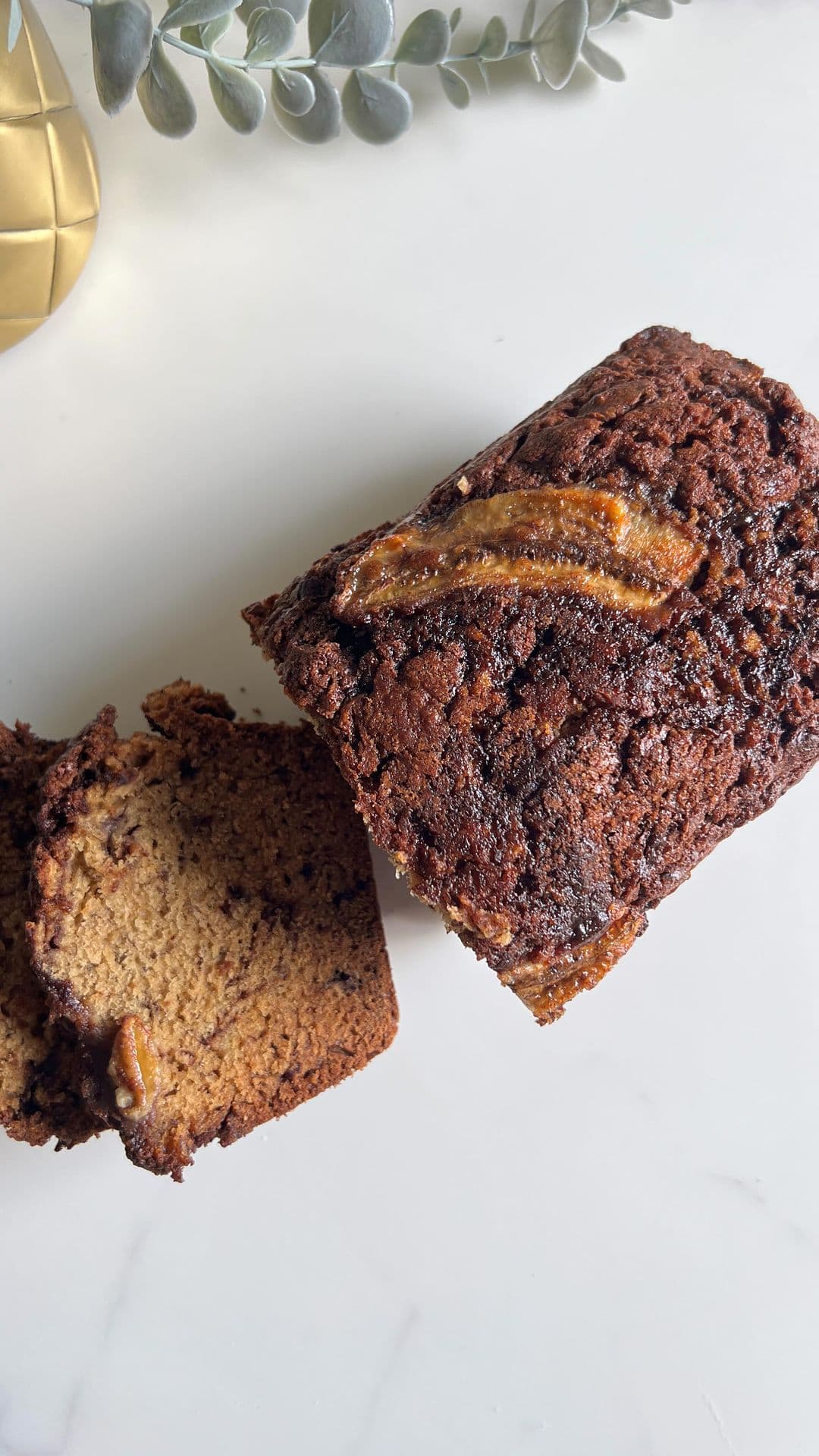 Think cinnamon roll cross with banana loaf