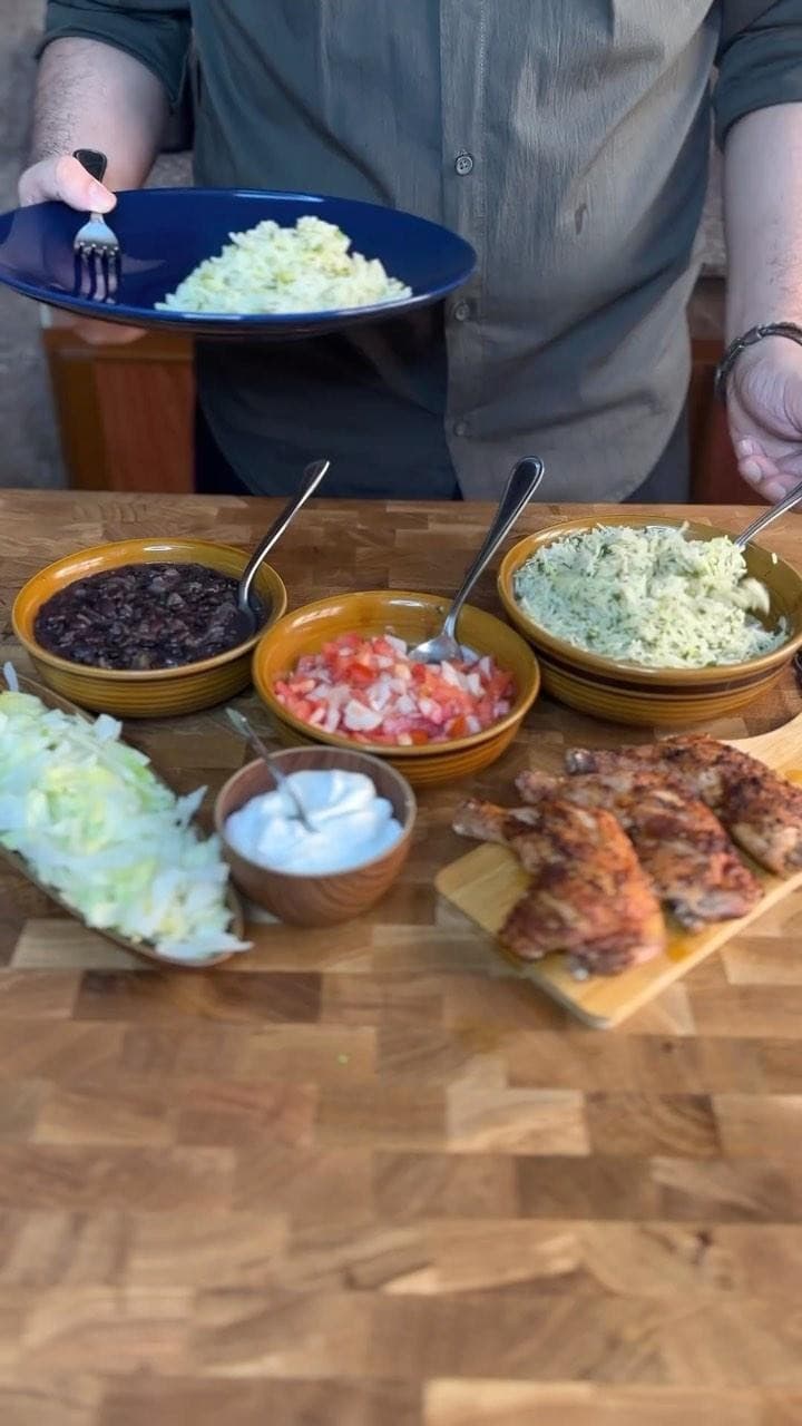 Chipotle chicken with coriander rice and black beans