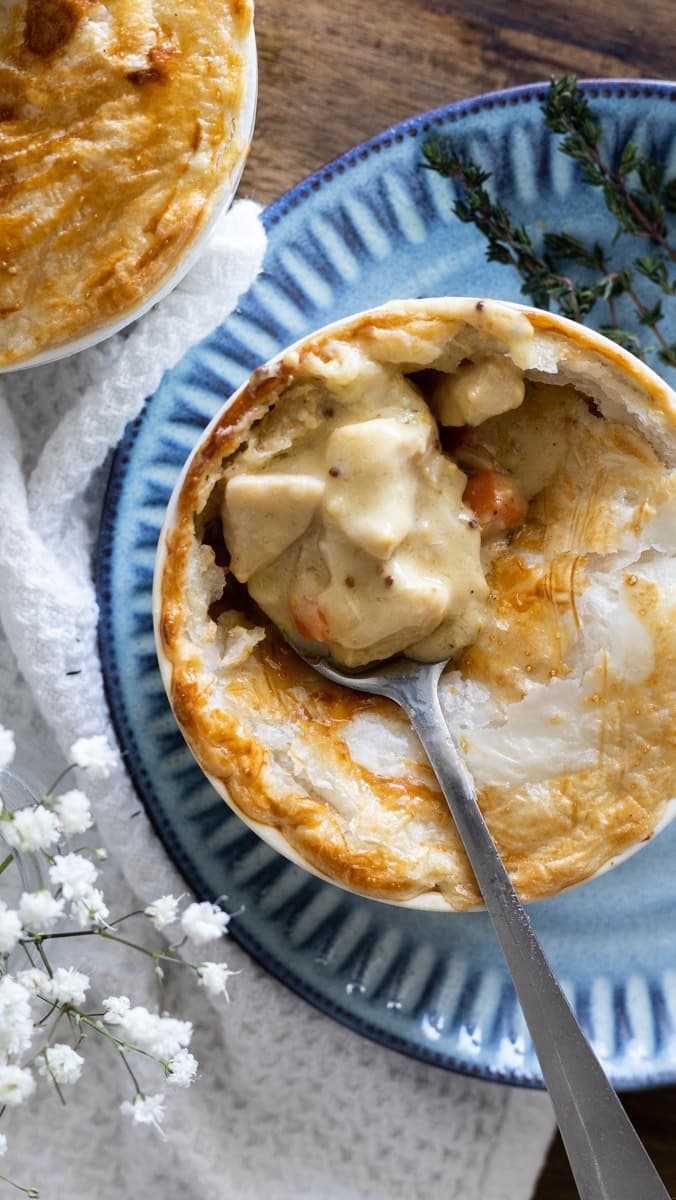 CREAMY GARLIC MUSTARD CHICKEN POT PIES