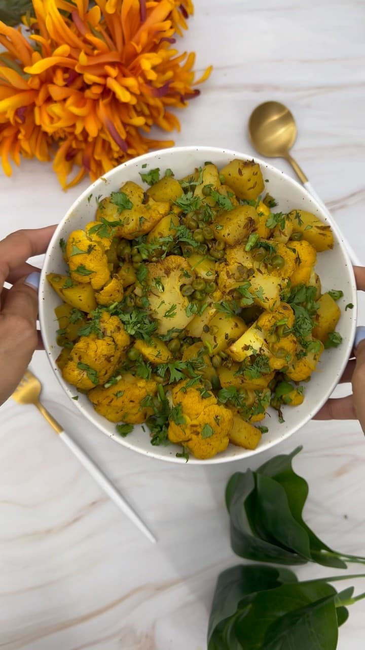 Gobhi aaloo/ cauliflower potatoes!